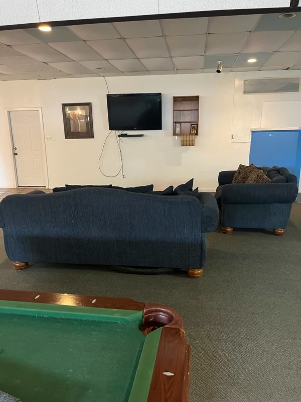Windswept RV park with amazing amenities like pool table, TV Loune and Large washer dryer area